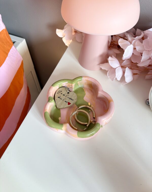 Fluffy fleur kaki rose orange et or