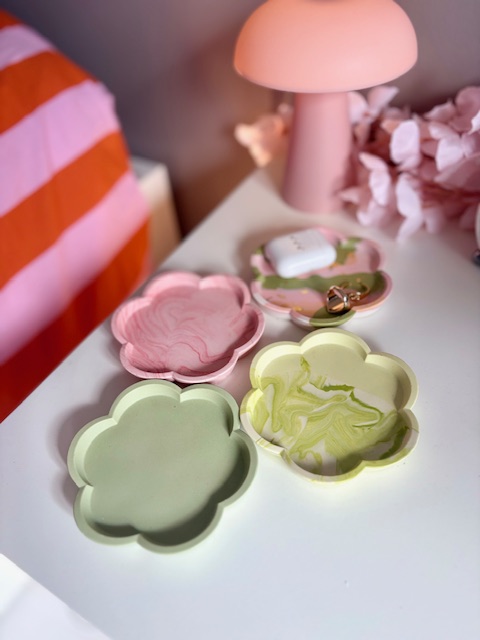 Vide-poche fleur marbré vert