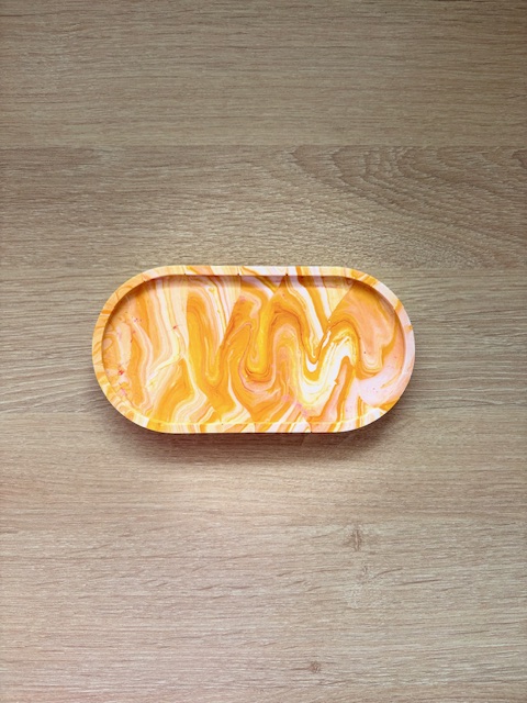 vide-poche oval fabriqué en jesmonite par mademoiselle création