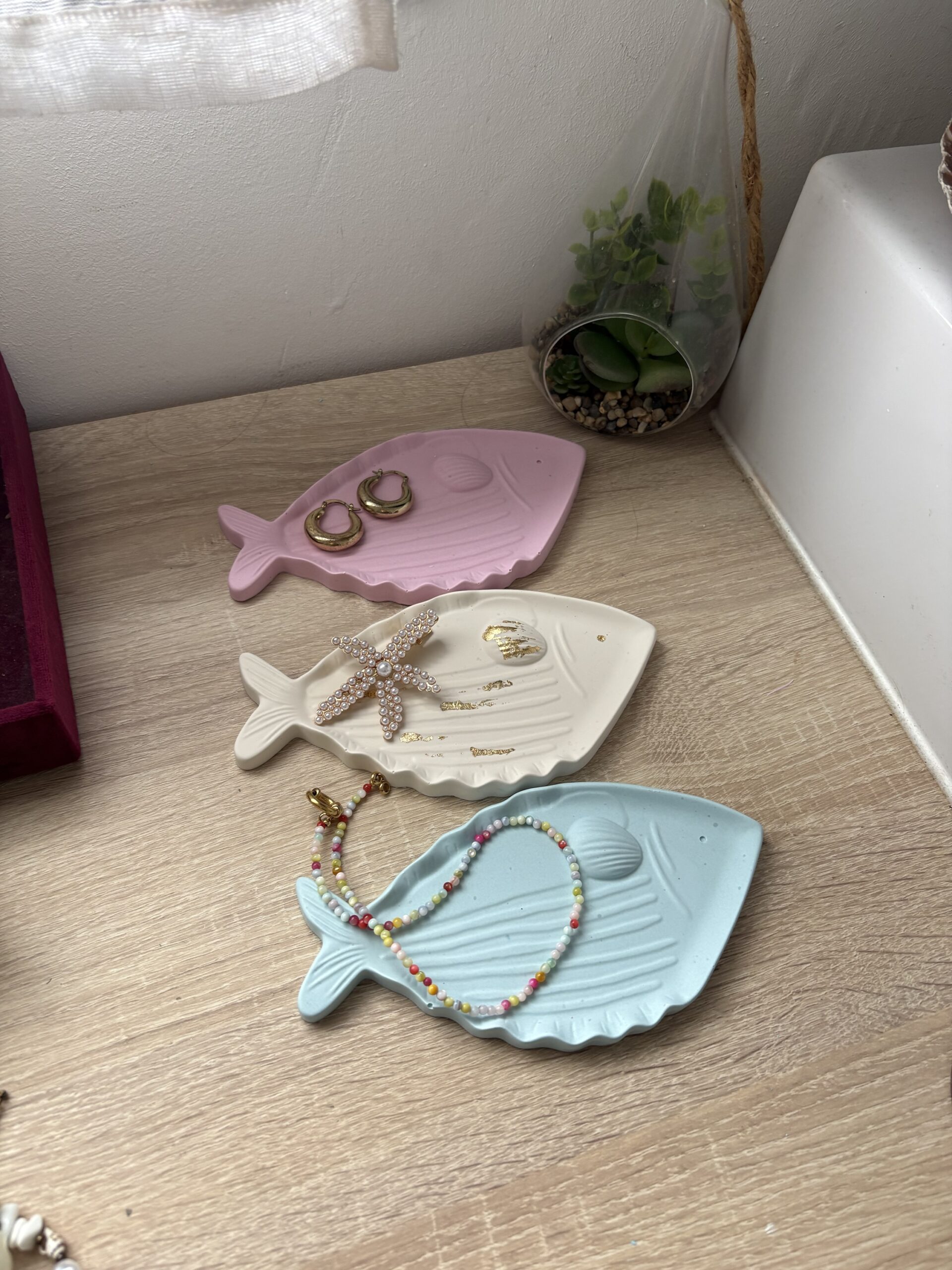 vide-poche poisson rose fabriqué en jesmonite par mademoiselle création