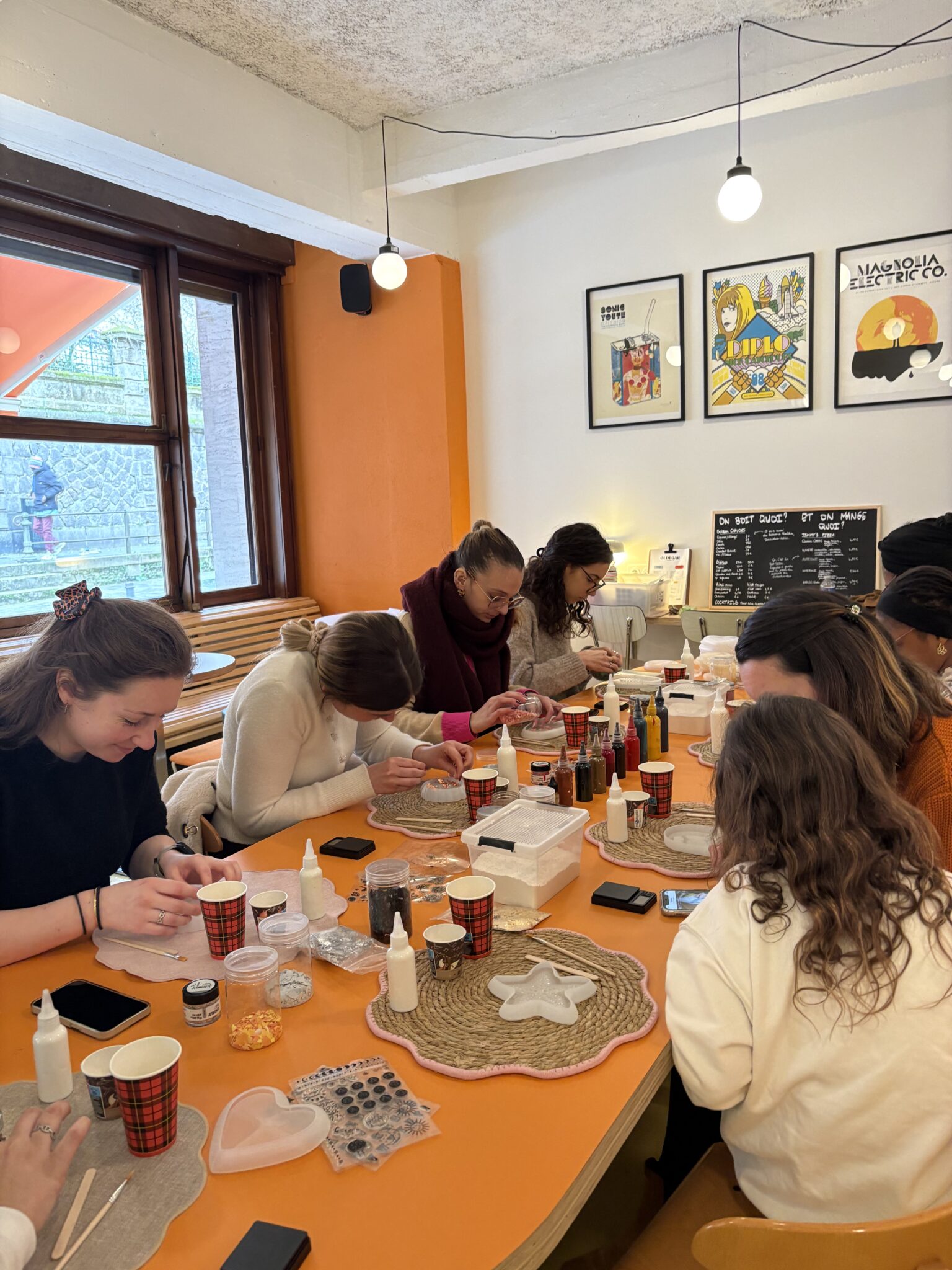atelier créatif jesmonite
