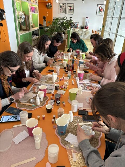 atelier créatif jesmonite